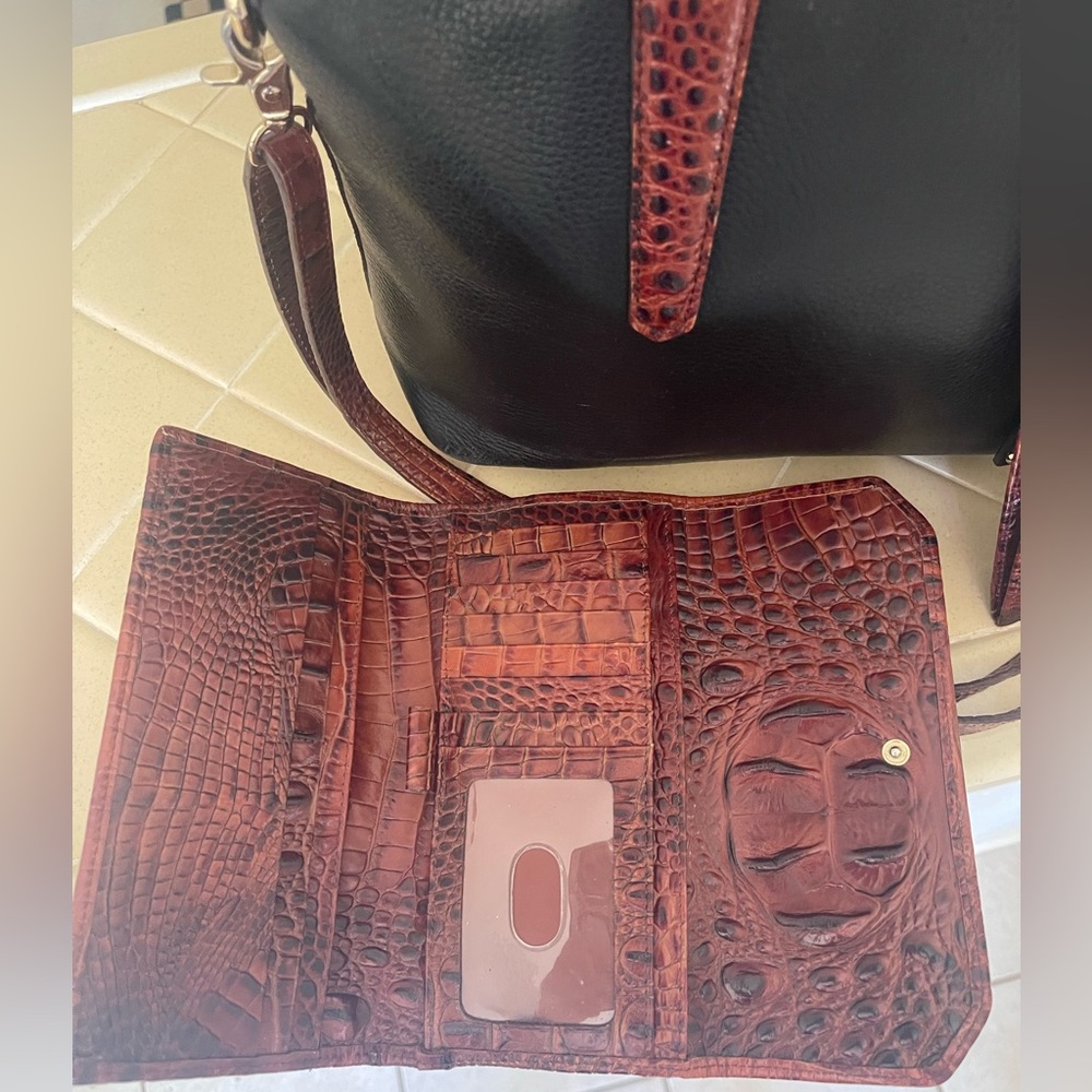 Brahmin Duxbury Satchel with Matching Wallet - Picture 11 of 12